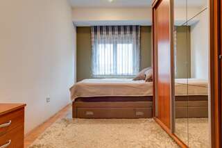 Гостевой дом Delta City Rooms Подгорица-2